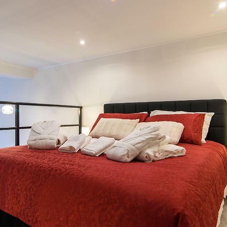 Studio Apartman Rea Trogir Buitenkant foto