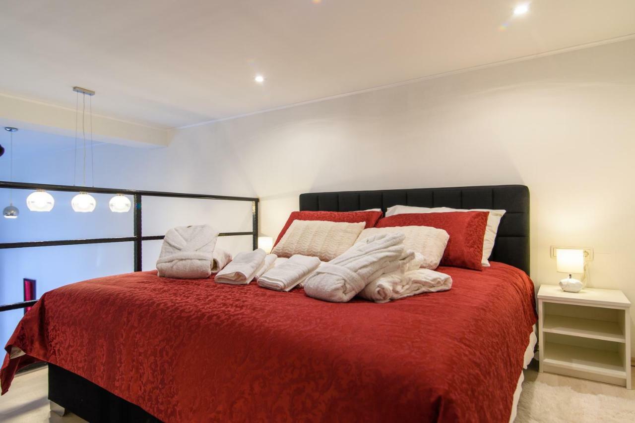 Studio Apartman Rea Trogir Buitenkant foto