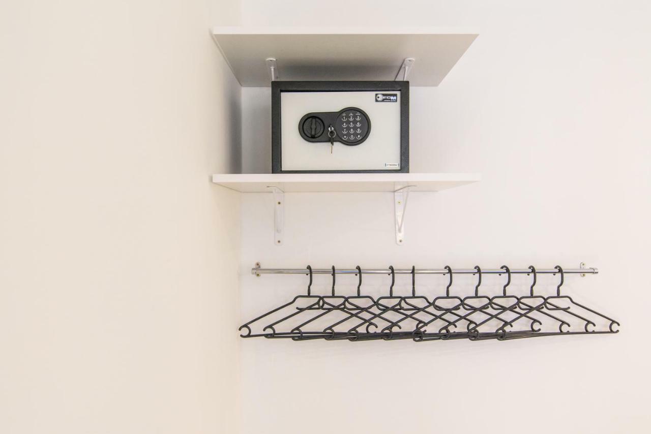 Studio Apartman Rea Trogir Buitenkant foto