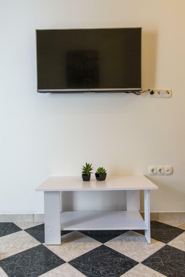 Studio Apartman Rea Trogir Buitenkant foto