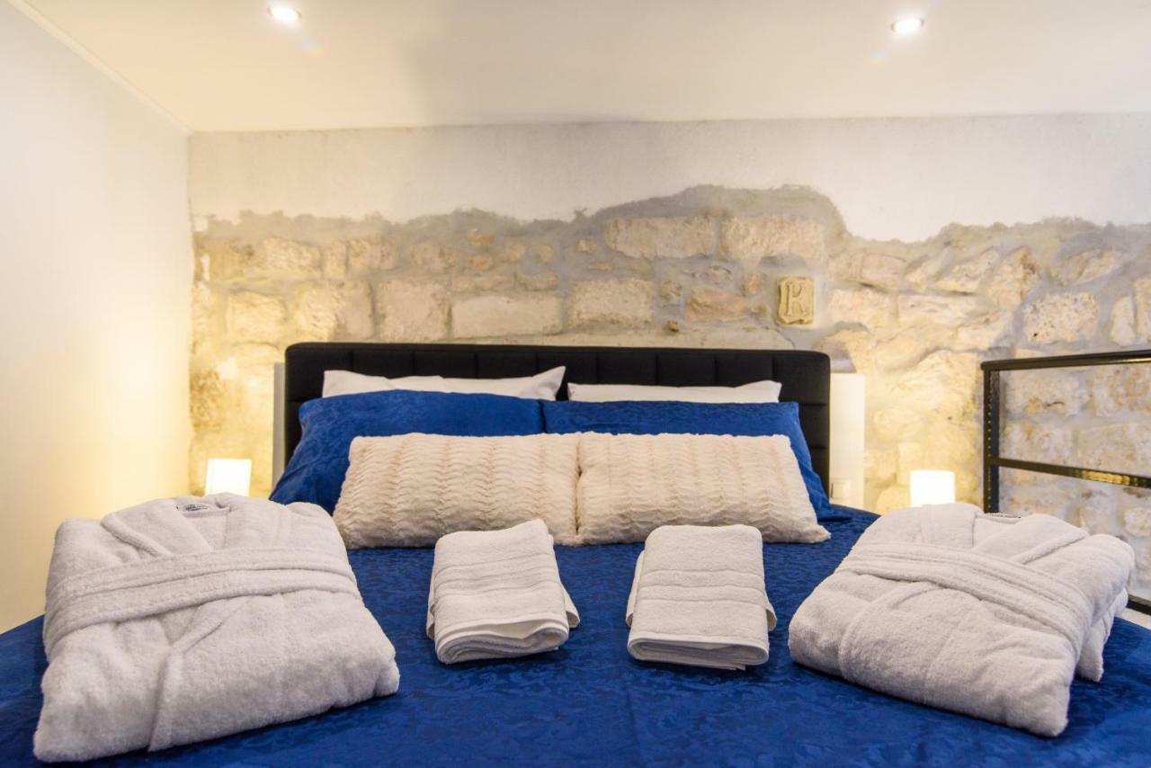 Studio Apartman Rea Trogir Buitenkant foto