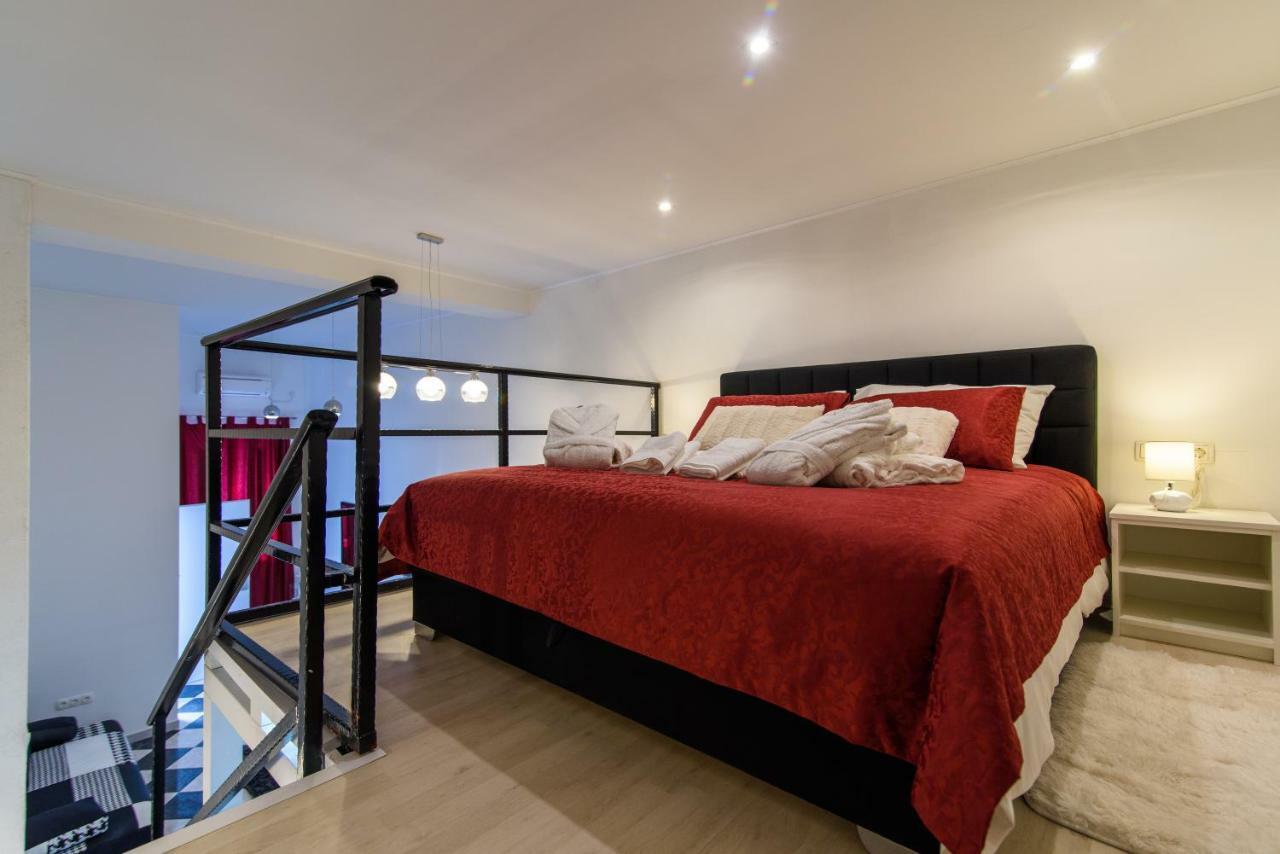 Studio Apartman Rea Trogir Buitenkant foto